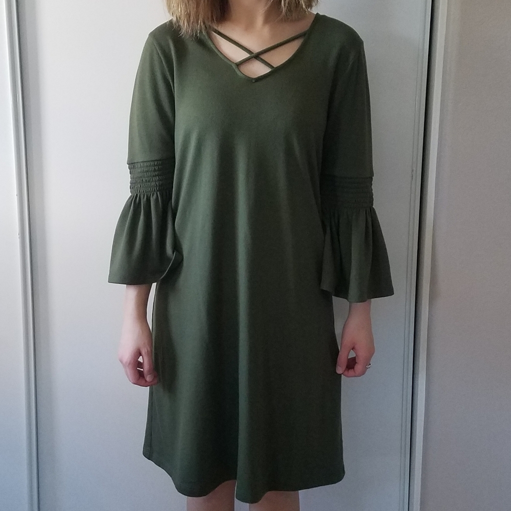 CRISS-CROSS FRONT DRESS